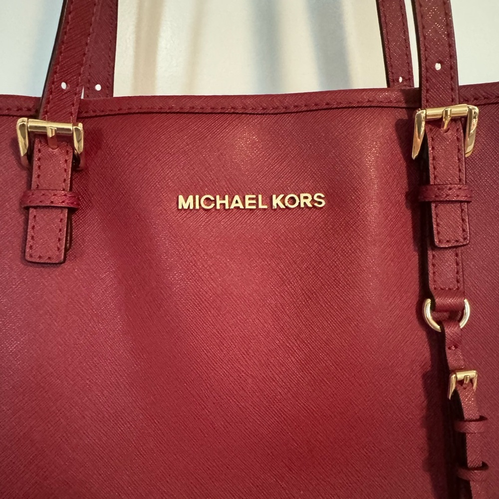 Red Michael Kors purse - Picture 2 of 4
